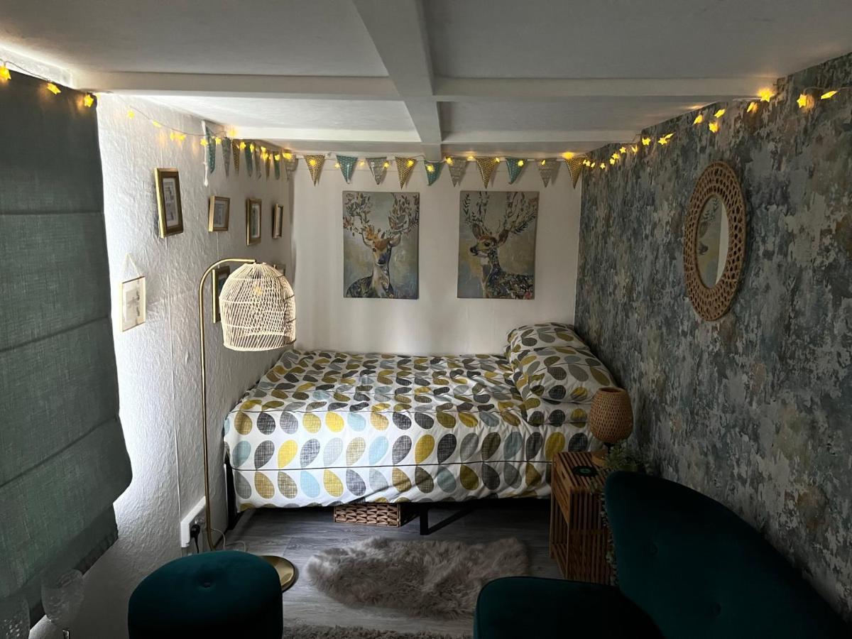 Bothy Hut Hotel Tring Buitenkant foto