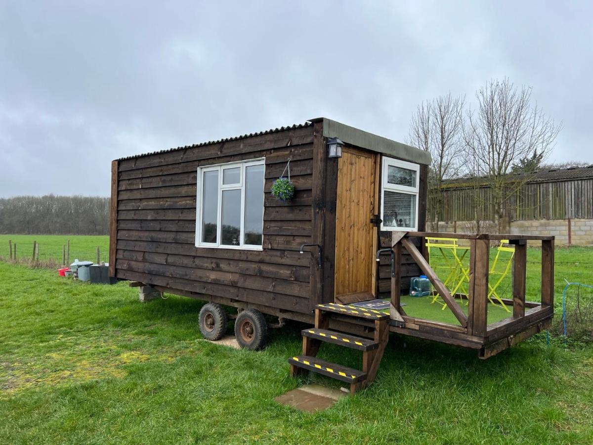 Bothy Hut Hotel Tring Buitenkant foto